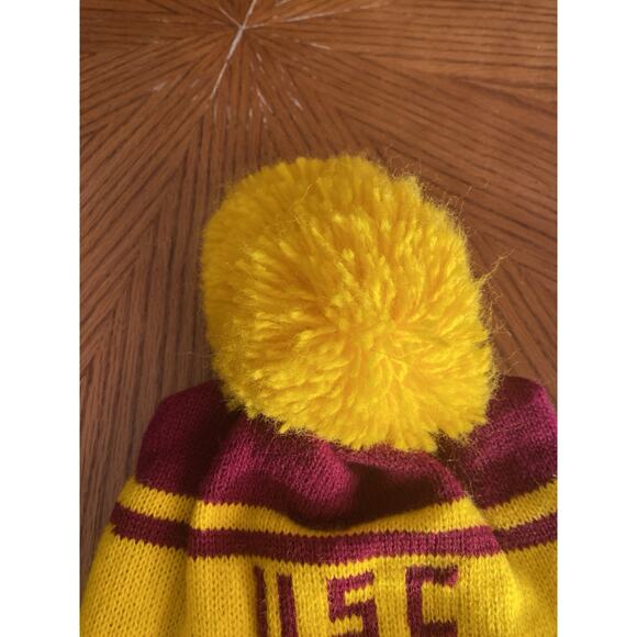 USC Trojans Winter Hat Beanie Cap Pom Pom Spell Out Mens One Size Fits - Picture 2 of 8